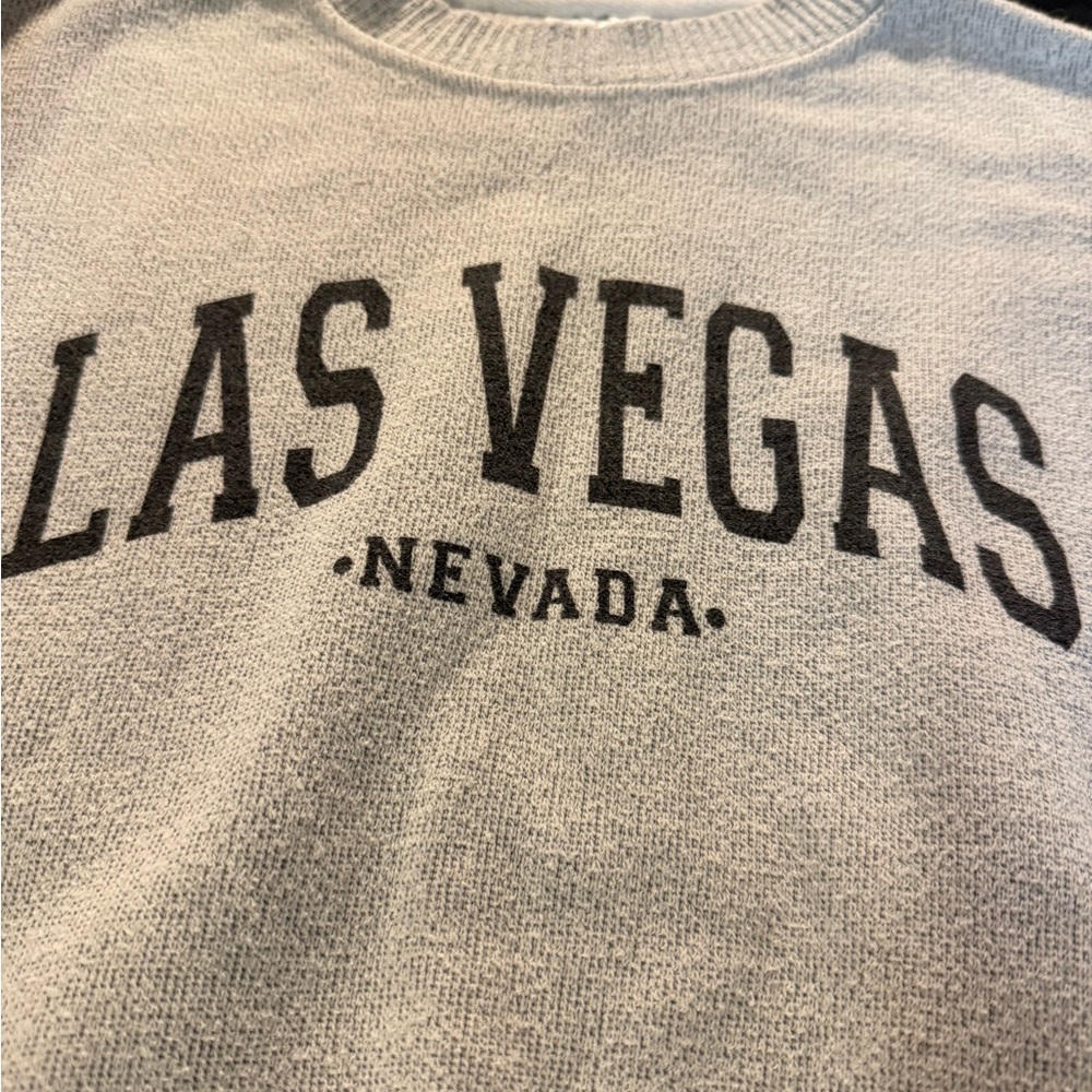 Heathered gray Las Vegas Sweatshirt - Picture 2 of 8